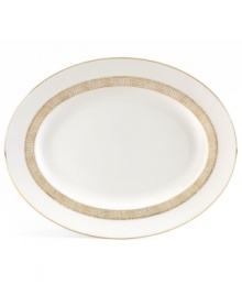 Like fine mesh ribbons, a crisscross of gold bands with platinum accents create this delightfully rustic dinnerware pattern. A beautiful way to bring homespun charm to formal events or exquisite style to every meal.