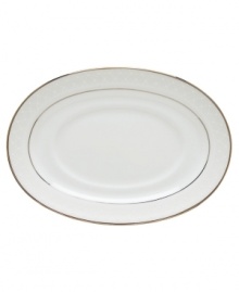 A sweet lace pattern combines with platinum borders to add graceful elegance to your tabletop. The classic shape and pristine white shade make this sauce boat stand a timeless addition to any meal. From Lenox's collection of dinnerware and dishes. Qualifies for Rebate