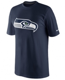 Go big! Display your love for the Seattle Seahawks loud and proud in this oversized-logo t-shirt from Nike.