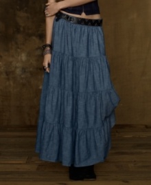 Crafted in a flared and full maxi silhouette, Denim & Supply Ralph Lauren's cotton chambray tiered skirt exudes bohemian sensibility with unique tie-up details for a versatile urban look.