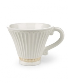 Lenox has been an American tradition for more than a century, combining superior craftsmanship with understated sophistication. The oversized Butler's Pantry dinnerware and dishes collection adds a vintage touch to your formal gatherings, in durable embossed white china with a dressy high sheen. Qualifies for Rebate