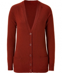 Luxurious cardigan in a fine reddish brown cashmere - Particularly soft, elegant quality - New, long, slim boyfriend style comes down over your hip - Feminine fitted cut - With a deep V-neck d?collet? and two pockets - Stylish, but casual at the same time - Style: casual with jeans, cool with leggings, elegant with a pencil skirt