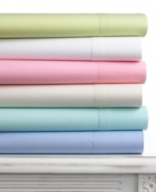 This cozy sheet set from Martha Stewart Collection coordinates with most bedding styles with its array of lush colors and minimalist design. Mix and match between sets or with additional pillowcases for a look that's all your own.