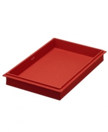 Top it off. This versatile Bento Box topper acts as a lid when you want to protect the contents from dust or stack the boxes or as a tray when you want to sort, order or display all the little details.