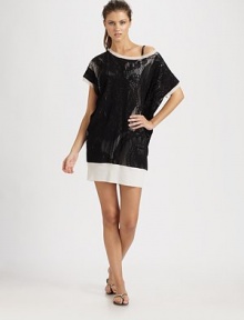 Full of lace, this design can be worn on or off the shoulder.Short sleevesFully linedPolyamideDry cleanMade in Italy