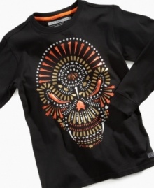 Dia de los Muertos looks. The stylized skull on this Sean John tee adds a fresh flourish to his crisp, cool style.