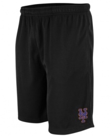 Get a leg up on the competition with these New York Mets shorts from Majestic.