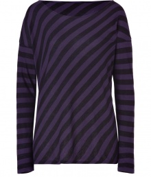 An essential basic in super soft cotton-cashmere, Majestics diagonal striped tee is a must for your layered looks - Wide neckline, long sleeves, dropped shoulders - Easy slim fit - Pair with favorite skinnies and chunky biker boots