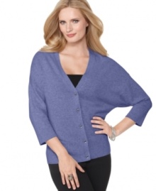 Jones New York offers an elegant fit with this chic dolman sleeve cardigan. The softest cashmere blend lends luxury to your wardrobe.