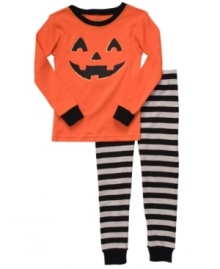 He'll find his happy face anytime he's sporting this adorable jack-o-lantern sleepwear set from Carter's.