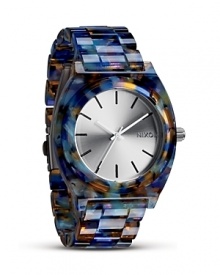 Champion California cool with this acetate watch from Nixon, featuring a color-pop design and high-performance Japanese quartz movement. It's athletic-inspired look is perfectly on trend, so wear it to give everyday looks a sports-luxe finish.