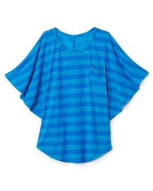 Oversized flutter sleeves create a cool, poncho-inspired silhouette, rendered by Aqua Girls in tonal stripes and a slub pattern.