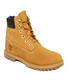 Get things done with the Timberland Premium boots. The shoes are a fashionable fit for any locale.