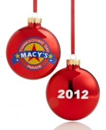 Start the holiday season off right with Macy's Thanksgiving Day Parade ornament, featuring the official logo on one side and the year on the reverse.