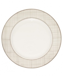 Dressed in a fine diamond grid of bronze and warm taupe, the bread and butter plates in the Veneto collection are tailored for formal dining and everyday elegance in bone china.