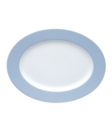 Elevate three meals a day with Rosenthal's Sunny Day oval platter. Sky-blue accents in dishwasher-safe porcelain complement your tastiest recipes with bright, easygoing style.