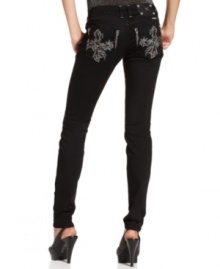 Glam embroidery and rhinestones add eye-catching appeal to these sleek & chic Miss Me black skinny jeans!