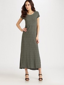 Supremely soft cotton scoopneck in a subtle striped print with cap sleeves, double side slits and a slight hi-low hem. ScoopneckCap sleevesDouble side slitsHi-low hemAbout 37 from natural waistCottonMachine washMade in USAModel shown is 5'10 (177cm) wearing US size Small.