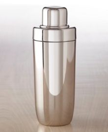 Better close your tab--this handsome cocktail shaker from Hotel Collection means you can expertly mix your favorite cocktails at home! Mirror-polished stainless steel gives the bar-tending essential a look of timeless glamor.