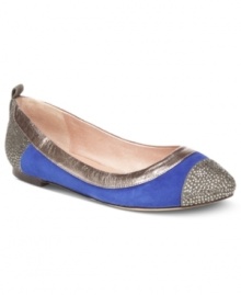 A fabulous flat every girl needs in her life! These flashy Vince Camuto flats feature sparkling detail and a pointed toe. Metallic accents give this everyday style notice-me appeal.