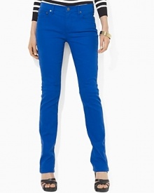 An essential pant features a slim, straight leg and a hint of stretch for a versatile, modern look.