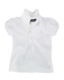 Essential cap-sleeved polo shirt in signature stretch cotton mesh, mercerized for a lustrous sheen.