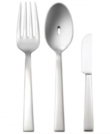 Simply elegant, this quality 18/10 flatware collection flows seamlessly from weeknight meals to stylish gatherings. Includes a pierced serving spoon, butter knife and serving fork.