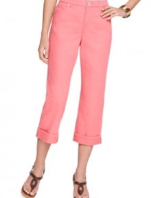 Style&co.'s coral-colored capri jeans are just the thing to start off your spring look with a bang! Pair with tees, tunics and more!