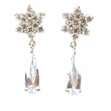 Beautiful Snowflakes White Zircon Earrings. Christmas Shopping, 4% off plus free Christmas Stocking and Christmas Hat!