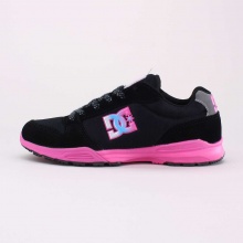 Introducing the lightest and brightest heavy-hitting champ around... the Women's Alias Lite from DC Shoes.