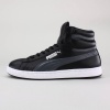 A classic men's high top that takes design cues from PUMA’s basketball shoes of the mid-80’s.