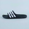 Need a comfortable slide for post-game casual wear? The adidas Duramo Slide fits the bill perfectly. It's comfortable, made from lightweight EVA with a classic style.