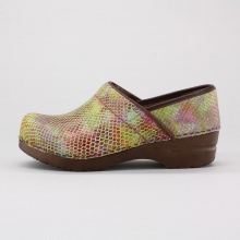 The Sanita Vita is very unique printed leather clog, full of vibrant and fun colors. The printed pattern resembles lizard skin.