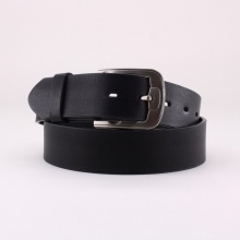 Another classic CLASSY belt with metal eyelets and a durable band for comfort and support.