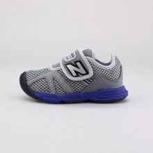 The new infants-only New Balance 102 is designed to fit your baby's foot better than anything else. Easy to put on little feet, the 102 provides lightweight comfort and a stylish look all day long. Imported.