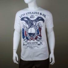 Levi&#039;s American Eagle Graphic Tee