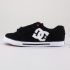 Cruise down the sidewalk or hit the skatepark in the Chelsea TX women's skate shoe from DC Shoes.