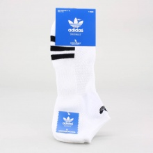 Styled for that no-show look, these comfortable adidas Originals Socks come one pair per pack.