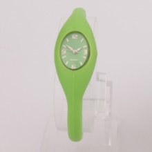 Fashion Pointer Anion Silicone Sports Watch Green. Christmas Shopping, 4% off plus free Christmas Stocking and Christmas Hat!